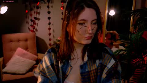 Tara online show from February 13, 11:39 pm