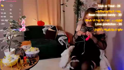 Tara online show from October 31, 9:41 pm