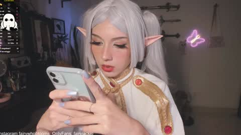Snapshot of fairywhore chatting on December 5, 3:48 am Jackie Cosplayer online show from December 5, 3:48 am