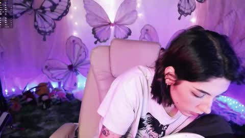 Snapshot of fairywhore chatting on September 30, 5:02 am Jackie Cosplayer online show from September 30, 5:02 am
