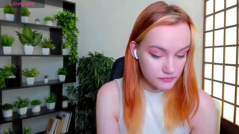 Snapshot of fane_stain chatting on October 19, 2:46 am Merida but you can call me Ida online show from October 19, 2:46 am