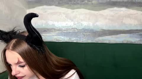 Anna Scovich online show from October 31, 1:04 pm