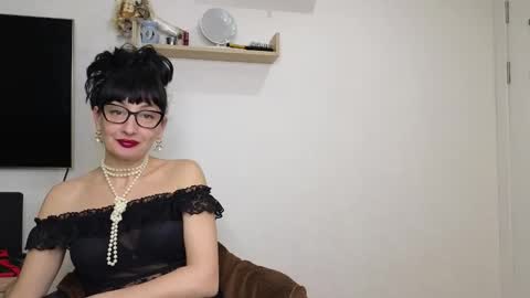 favorite_angel online show from March 6, 9:32 pm