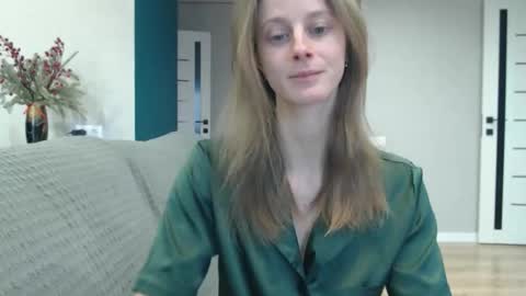 favoriteyour online show from December 23, 9:46 am