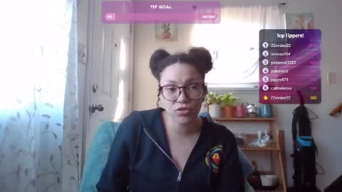 Soley online show from March 12, 9:45 pm