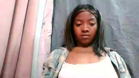 felice364342 online show from May 23, 7:12 pm