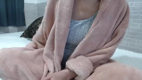 Felina Hot online show from September 14, 8:12 am