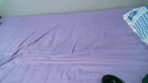 Snapshot of femaqueen chatting on March 12, 5:28 pm Navil online show from March 12, 5:28 pm