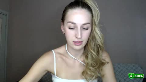 Femke online show from March 21, 8:47 pm