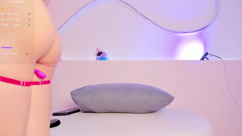  Fernanda Luna  online show from January 3, 8:32 pm