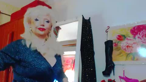 Snapshot of fetish_erotic_club chatting on October 23, 6:58 pm pregnant hairyc2cbigboobs mature online show from October 23, 6:58 pm