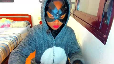 FEXIBLEBODY followe  guys  in  chaturbatehello b online show from February 11, 9:20 am