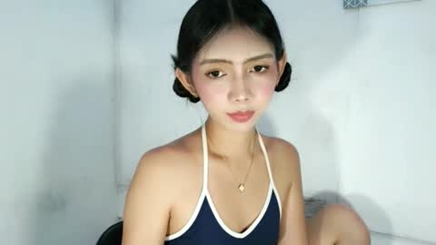 feyaaa online show from April 18, 7:07 pm