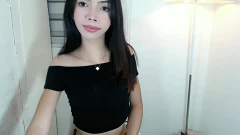 feyaaa online show from February 11, 7:38 pm