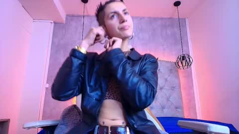   online show from December 18, 7:29 pm