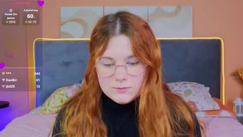 Snapshot of fiery_foxy chatting on September 21, 6:34 am Mabel online show from September 21, 6:34 am