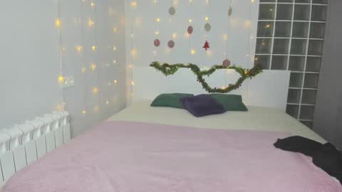 Fiery Stella online show from December 29, 9:17 am