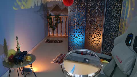 Snapshot of fioramarmoris chatting on December 15, 6:40 am fiora online show from December 15, 6:40 am