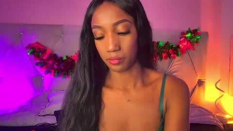 Fiorela Lenin  online show from December 22, 7:06 pm