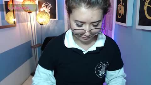 Snapshot of fiorellaa_delsd chatting on September 15, 3:42 pm Fiorellaa online show from September 15, 3:42 pm