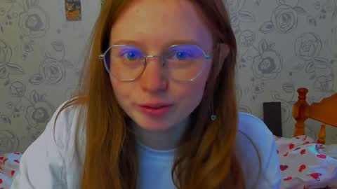 fire_luna online show from May 10, 10:50 am