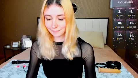 FlexiMona online show from October 5, 9:47 am