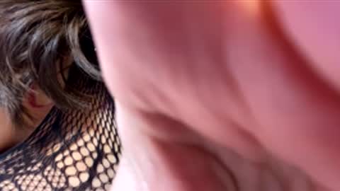 Roxy online show from November 28, 6:22 pm