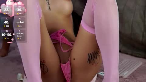 Snapshot of flirty_fawn chatting on September 24, 7:51 am Ana online show from September 24, 7:51 am