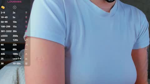 Emely  online show from April 17, 3:30 am