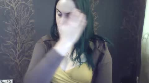 Snapshot of flower_bluee chatting on February 6, 11:53 am Ambika 3 online show from February 6, 11:53 am