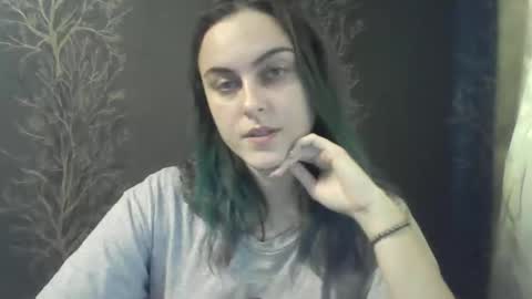 Snapshot of flower_bluee chatting on December 5, 12:22 pm Ambika 3 online show from December 5, 12:22 pm