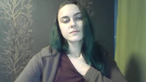 Snapshot of flower_bluee chatting on February 17, 2:28 pm Ambika 3 online show from February 17, 2:28 pm