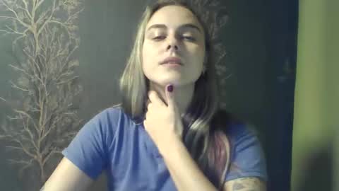 Snapshot of flower_bluee chatting on September 10, 2:50 pm Ambika 3 online show from September 10, 2:50 pm
