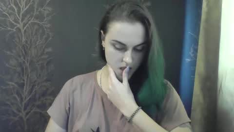 Snapshot of flower_bluee chatting on January 9, 12:09 pm Ambika 3 online show from January 9, 12:09 pm