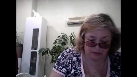 Flowerlower online show from March 8, 5:09 pm