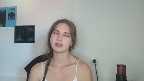 fluffnudge online show from July 1, 7:52 am
