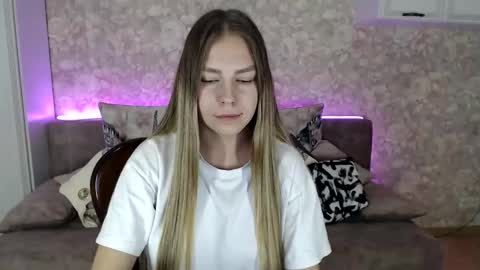 Molli  Ready for any play with you. COLLECTING DONATIONS FOR A WEDDING online show from November 27, 11:40 pm