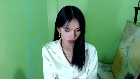 Wonnie online show from December 19, 4:46 pm