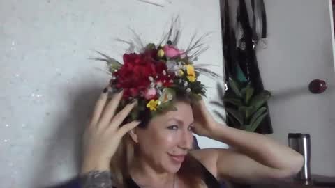 Snapshot of fox_red_lady7 chatting on March 7, 12:56 pm fox_red_lady7 online show from March 7, 12:56 pm