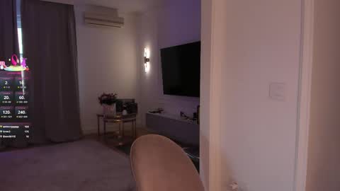 Fox love you online show from March 6, 3:40 pm