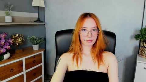 Sonya online show from May 14, 1:28 pm