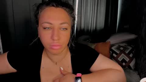 Kris online show from October 27, 3:02 am