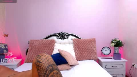 Clarise online show from June 3, 5:18 pm