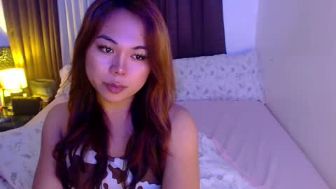 Ms. FOX online show from February 21, 11:27 pm