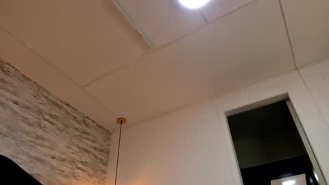          online show from March 19, 2:38 am