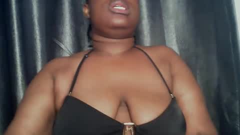 freaky slut5 online show from March 18, 5:45 am