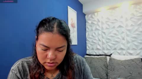 Freya online show from November 20, 8:10 pm