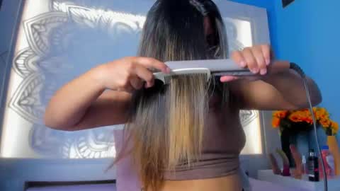 Freya online show from April 4, 3:16 am