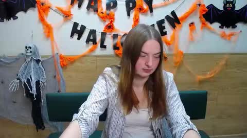 FreyaDak online show from November 6, 6:58 pm