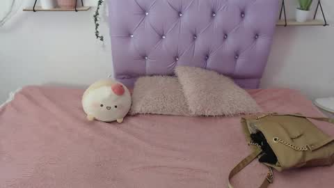 Freyja online show from September 14, 3:15 am